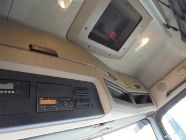 Mercedes-Benz Actros 1842 15x IN STOCK - Trekker: afbeelding 5 Mercedes-Benz Actros 1842 15x IN STOCK - Trekker: afbeelding 5