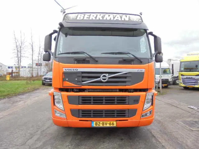 Volvo FM 410 6X2 ADR + HYDRAULICS NL TRUCK - Trekker: afbeelding 2 Volvo FM 410 6X2 ADR + HYDRAULICS NL TRUCK - Trekker: afbeelding 2