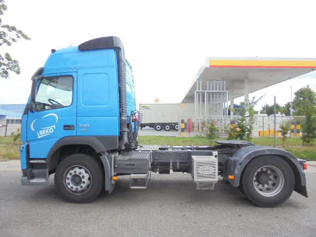Volvo FM FM 330 TRS KOELUNIT NL TRUCK TUV-APK 19-12-2025 - Trekker: afbeelding 2 Volvo FM FM 330 TRS KOELUNIT NL TRUCK TUV-APK 19-12-2025 - Trekker: afbeelding 2