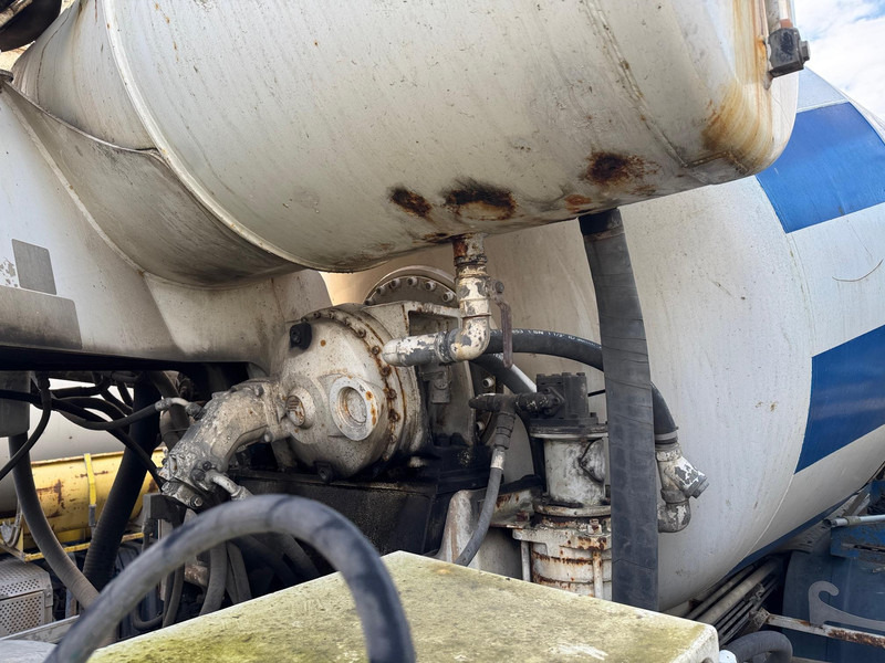 Mercedes-Benz Actros 3244 + Cifa Magnum MK 28.4 - Betonpomp: afbeelding 5 Mercedes-Benz Actros 3244 + Cifa Magnum MK 28.4 - Betonpomp: afbeelding 5