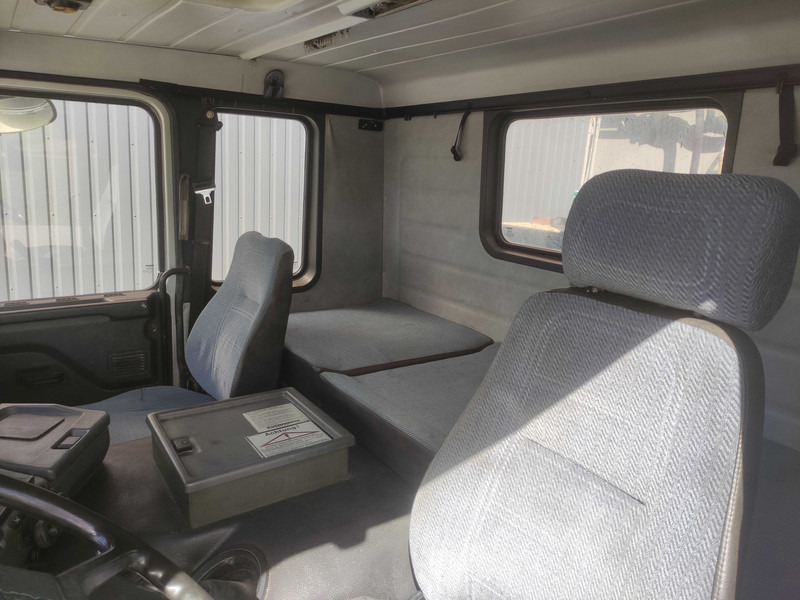 Betonmixer Scania 113 concrete mixer truck: afbeelding 20 Betonmixer Scania 113 concrete mixer truck: afbeelding 20