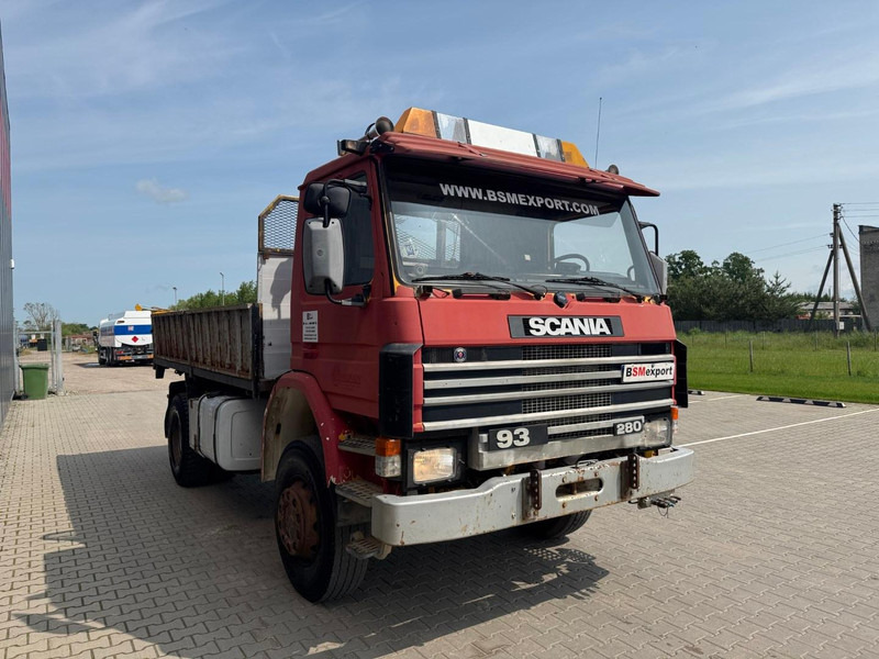 Scania 93, 4x4 - Kipper vrachtwagen: afbeelding 3 Scania 93, 4x4 - Kipper vrachtwagen: afbeelding 3