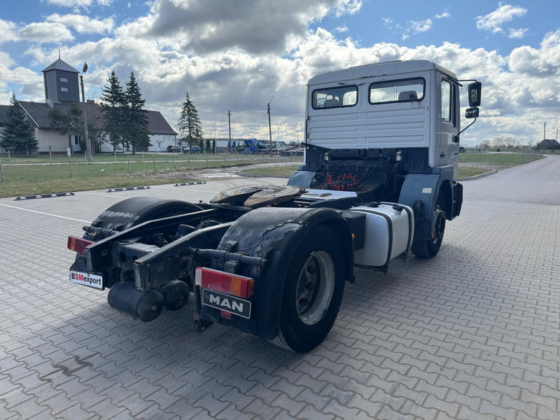 MAN 19.343 - Trekker: afbeelding 4 MAN 19.343 - Trekker: afbeelding 4