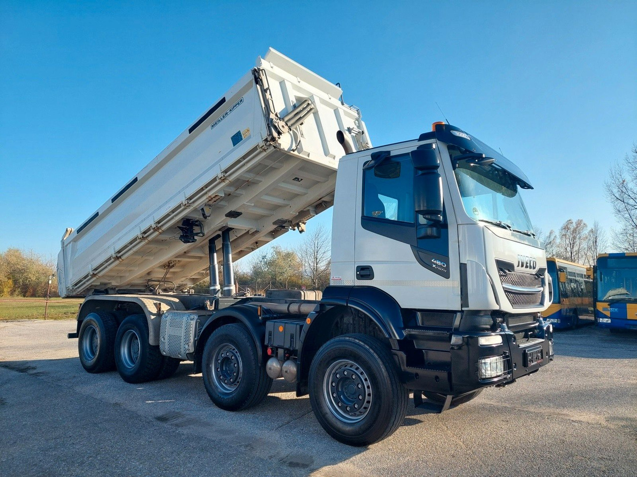 Iveco AD340X480 X-Way Bordmatic Meiller 8x4 - Kipper vrachtwagen: afbeelding 2 Iveco AD340X480 X-Way Bordmatic Meiller 8x4 - Kipper vrachtwagen: afbeelding 2