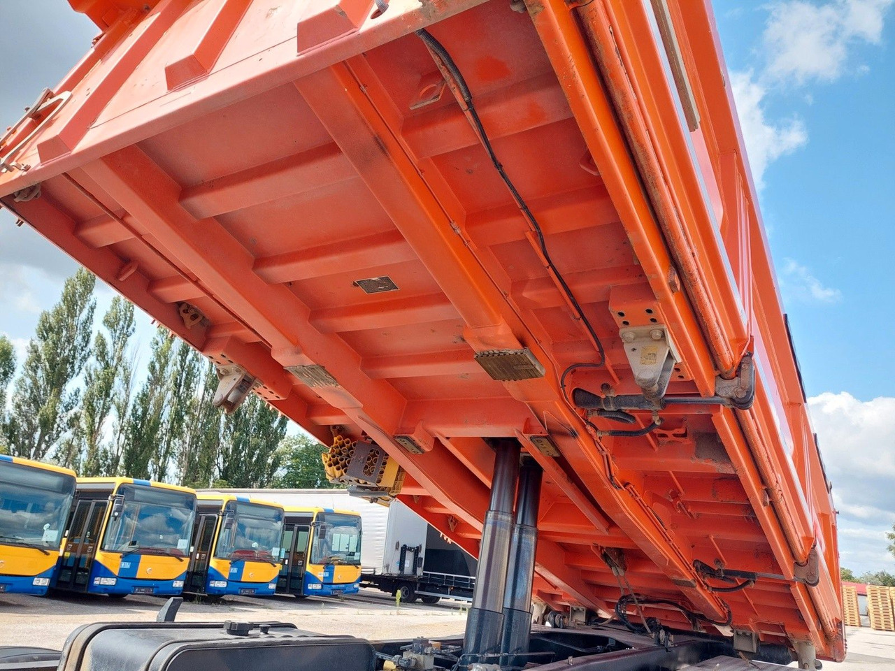 MAN TGS 35.480 8x4 BB Meiller Bordmatik - Kipper vrachtwagen: afbeelding 5 MAN TGS 35.480 8x4 BB Meiller Bordmatik - Kipper vrachtwagen: afbeelding 5