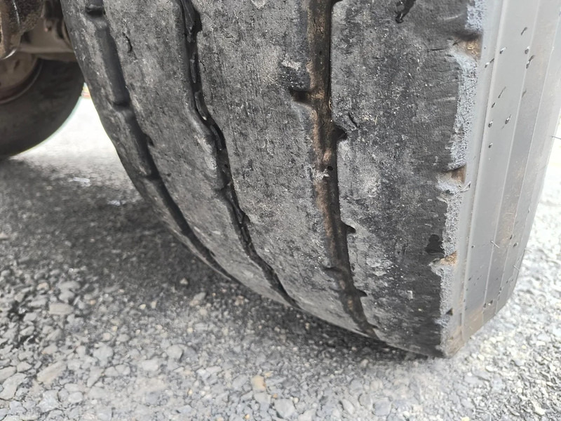 Tankoplegger voor het vervoer van melk ETA 25000L INSULATED INOX TANK - 2 COMP: afbeelding 8 Tankoplegger voor het vervoer van melk ETA 25000L INSULATED INOX TANK - 2 COMP: afbeelding 8