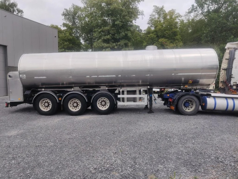 ETA TANK FOR MILK / WATER - 29000 L - STAINLESS STEEL/INOX - Tankoplegger: afbeelding 4 ETA TANK FOR MILK / WATER - 29000 L - STAINLESS STEEL/INOX - Tankoplegger: afbeelding 4