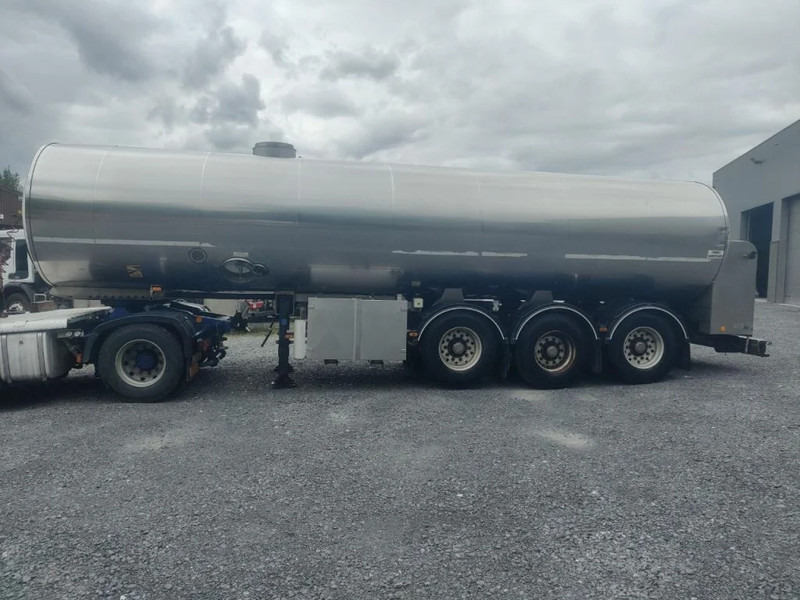 ETA TANK FOR MILK / WATER - 29000 L - STAINLESS STEEL/INOX - Tankoplegger: afbeelding 3 ETA TANK FOR MILK / WATER - 29000 L - STAINLESS STEEL/INOX - Tankoplegger: afbeelding 3