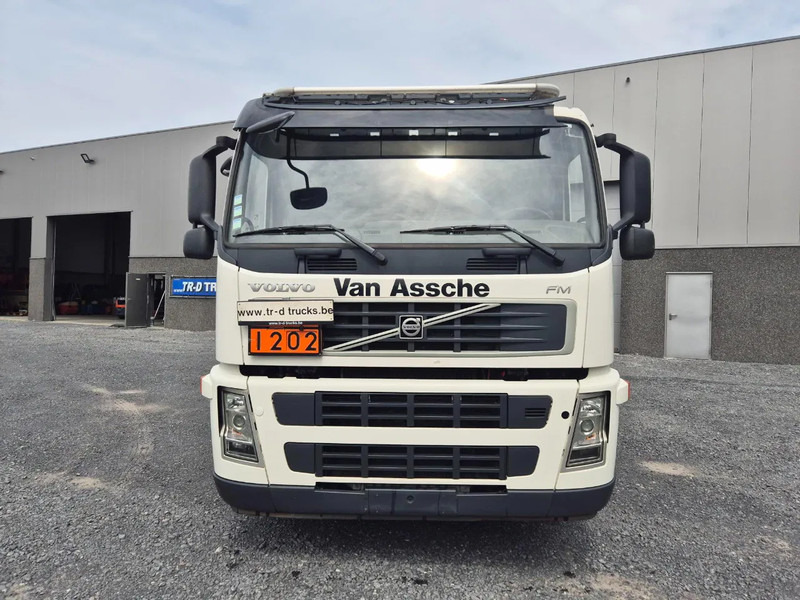 Volvo FM 400 18000L FUEL/CARBURANT - 5 COMP - ADR VALID - MANUAL - Tankwagen: afbeelding 2 Volvo FM 400 18000L FUEL/CARBURANT - 5 COMP - ADR VALID - MANUAL - Tankwagen: afbeelding 2