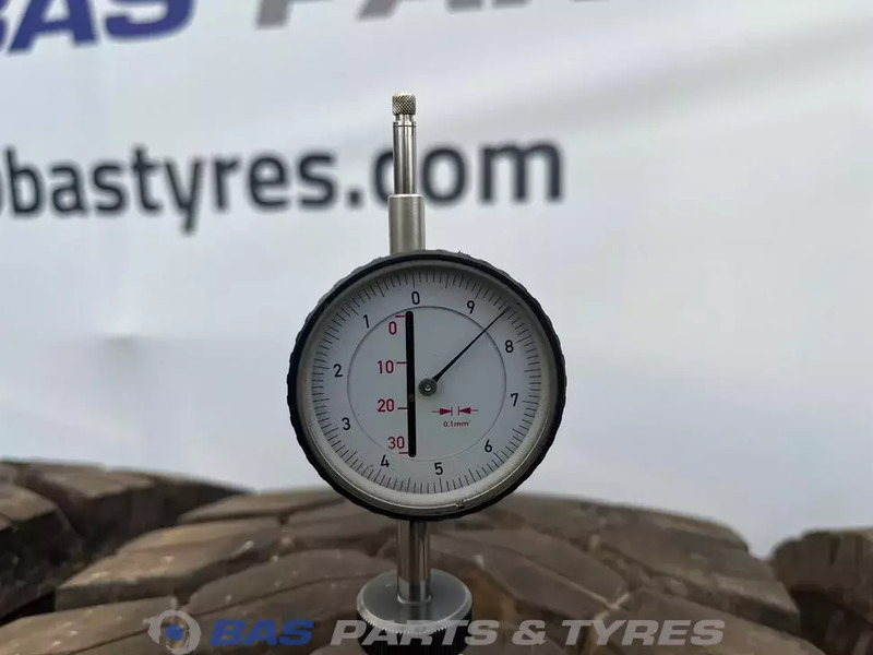 Continental Continental 13R22.5 CrossTrac HD3 156/150 K M+S 3PMSF gebruikte set - Band voor Vrachtwagen: afbeelding 3 Continental Continental 13R22.5 CrossTrac HD3 156/150 K M+S 3PMSF gebruikte set - Band voor Vrachtwagen: afbeelding 3