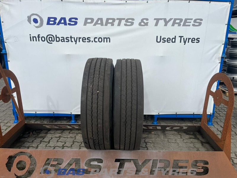 Continental Continental 315/80R22.5 Hybrid HS5 156/150 M+S 3PMSF gebruikte set - Band voor Vrachtwagen: afbeelding 1 Continental Continental 315/80R22.5 Hybrid HS5 156/150 M+S 3PMSF gebruikte set - Band voor Vrachtwagen: afbeelding 1