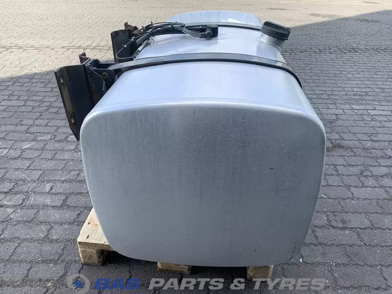 DAF Brandstoftank DAF 545 Liter 1659141 - Brandstoftank voor Vrachtwagen: afbeelding 4 DAF Brandstoftank DAF 545 Liter 1659141 - Brandstoftank voor Vrachtwagen: afbeelding 4