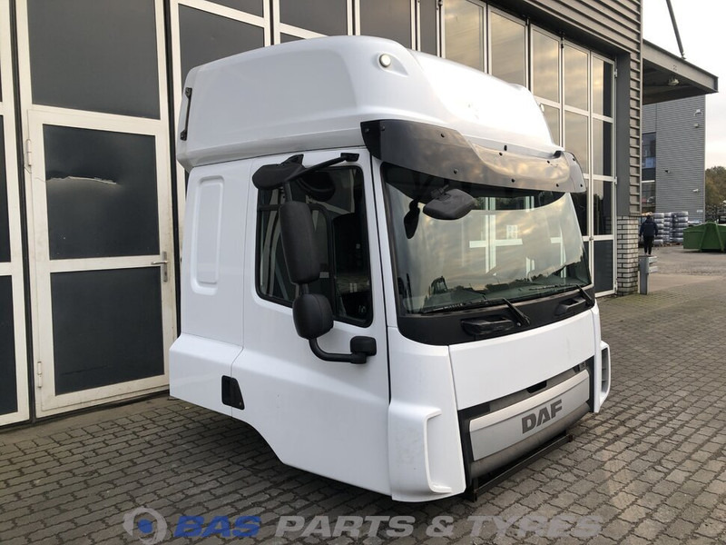 DAF CF Euro 6 DAF Space Cab L2H2 2013608 - Cabine en interieur voor Vrachtwagen: afbeelding 2 DAF CF Euro 6 DAF Space Cab L2H2 2013608 - Cabine en interieur voor Vrachtwagen: afbeelding 2