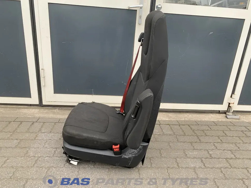 DAF CF Euro 6 - Zitplaats voor Vrachtwagen: afbeelding 2 DAF CF Euro 6 - Zitplaats voor Vrachtwagen: afbeelding 2