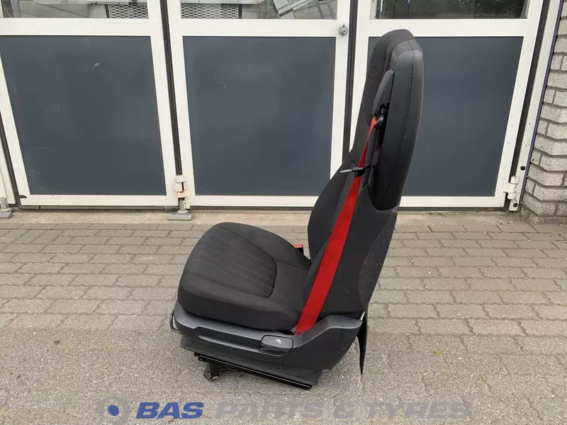 DAF CF Euro 6 - Zitplaats voor Vrachtwagen: afbeelding 2 DAF CF Euro 6 - Zitplaats voor Vrachtwagen: afbeelding 2