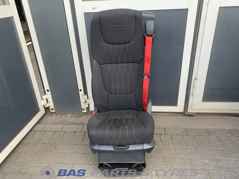 DAF CF Euro 6 - Zitplaats voor Vrachtwagen: afbeelding 1 DAF CF Euro 6 - Zitplaats voor Vrachtwagen: afbeelding 1