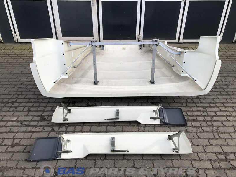 DAF CF Euro 6 Spoilerset DAF Sleeper Cab L2H1 2003142 - Aerokit/ Spoiler voor Vrachtwagen: afbeelding 4 DAF CF Euro 6 Spoilerset DAF Sleeper Cab L2H1 2003142 - Aerokit/ Spoiler voor Vrachtwagen: afbeelding 4