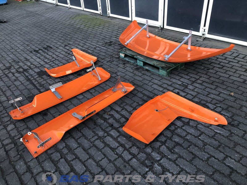 DAF CF Euro 6 Spoilerset DAF Space Cab L2H2 2036617 - Aerokit/ Spoiler voor Vrachtwagen: afbeelding 5 DAF CF Euro 6 Spoilerset DAF Space Cab L2H2 2036617 - Aerokit/ Spoiler voor Vrachtwagen: afbeelding 5