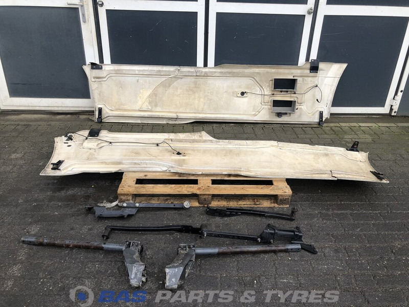 DAF XF106 - Carrosserie en exterieur voor Vrachtwagen: afbeelding 4 DAF XF106 - Carrosserie en exterieur voor Vrachtwagen: afbeelding 4