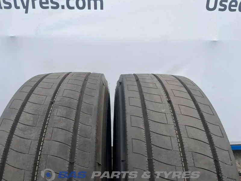 Firestone Firestone 315/70R22.5 FS424 EVO 156/150 M+S 3PMSF gebruikte set - Band voor Vrachtwagen: afbeelding 2 Firestone Firestone 315/70R22.5 FS424 EVO 156/150 M+S 3PMSF gebruikte set - Band voor Vrachtwagen: afbeelding 2