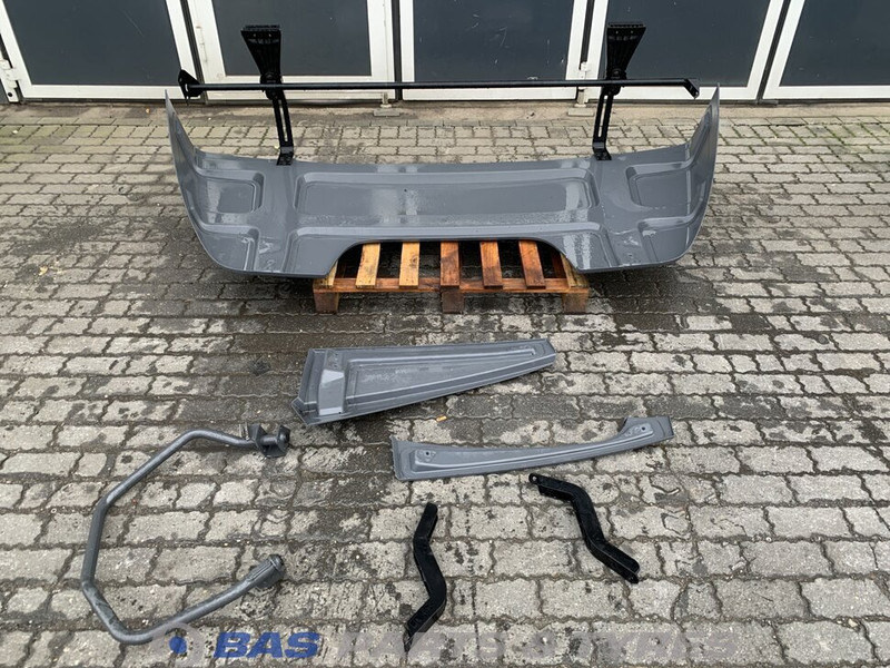 Mercedes-Benz Actros MP4 Spoilerset Mercedes ClassicSpace L-cab L2H1 A 960 790 13 44 - Aerokit/ Spoiler voor Vrachtwagen: afbeelding 4 Mercedes-Benz Actros MP4 Spoilerset Mercedes ClassicSpace L-cab L2H1 A 960 790 13 44 - Aerokit/ Spoiler voor Vrachtwagen: afbeelding 4