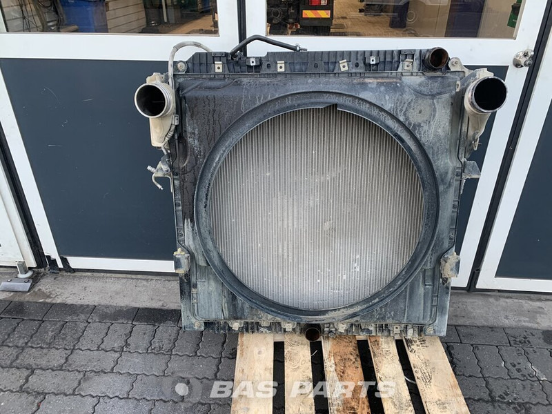 Mercedes-Benz Antos MP4 Koelerpakket Mercedes OM470LA 395 A 960 500 00 02 - Radiateur voor Vrachtwagen: afbeelding 2 Mercedes-Benz Antos MP4 Koelerpakket Mercedes OM470LA 395 A 960 500 00 02 - Radiateur voor Vrachtwagen: afbeelding 2