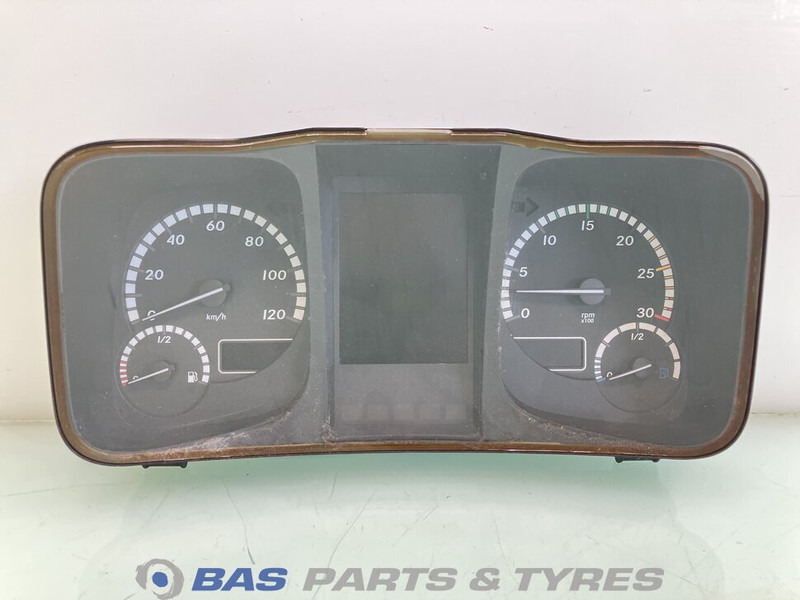 Mercedes-Benz Antos MP4 - Instrumentenpaneel voor Vrachtwagen: afbeelding 1 Mercedes-Benz Antos MP4 - Instrumentenpaneel voor Vrachtwagen: afbeelding 1
