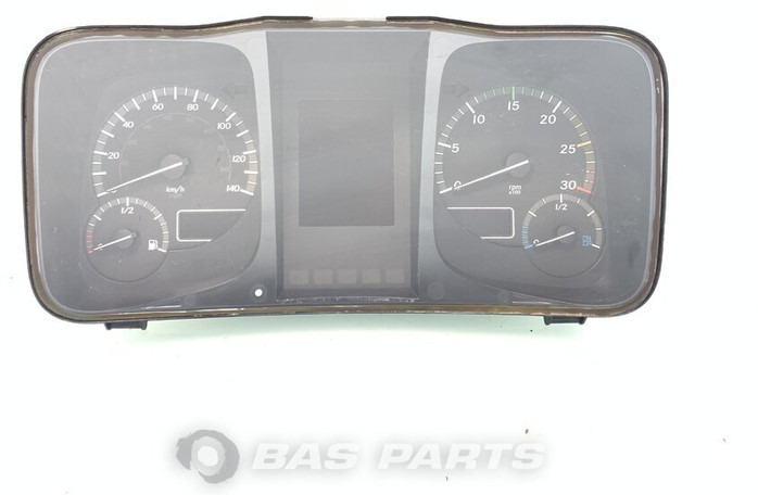 Mercedes-Benz Antos MP4 - Instrumentenpaneel voor Vrachtwagen: afbeelding 1 Mercedes-Benz Antos MP4 - Instrumentenpaneel voor Vrachtwagen: afbeelding 1