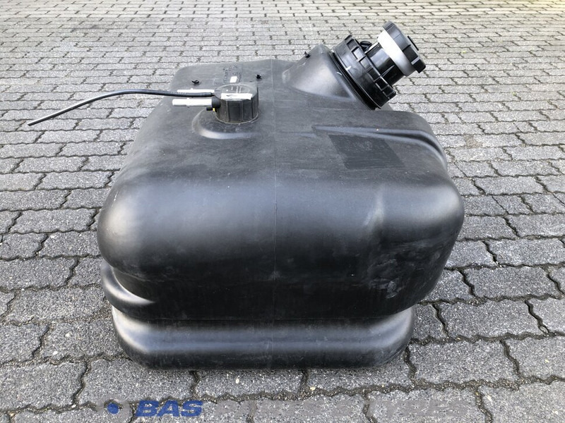 Mercedes-Benz Brandstoftank Mercedes 120 Liter A 967 471 04 01 - Brandstoftank voor Vrachtwagen: afbeelding 4 Mercedes-Benz Brandstoftank Mercedes 120 Liter A 967 471 04 01 - Brandstoftank voor Vrachtwagen: afbeelding 4