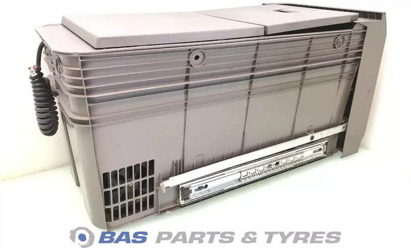 Scania S-Serie NextGen Koelkast Scania 40 Liter 2706575 - Onderdelen voor Vrachtwagen: afbeelding 4 Scania S-Serie NextGen Koelkast Scania 40 Liter 2706575 - Onderdelen voor Vrachtwagen: afbeelding 4