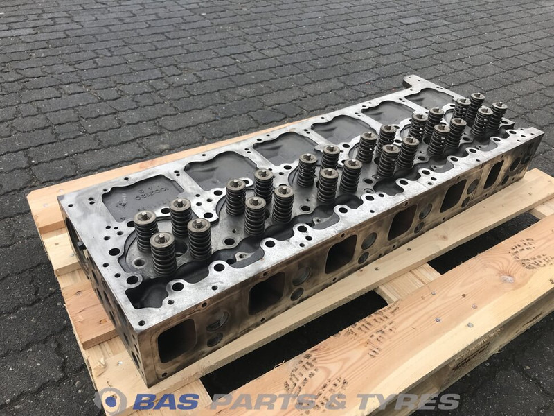 Renault Cilinderkop Renault DTI13 520 K4 7422612784 - Cilinderblok voor Vrachtwagen: afbeelding 1 Renault Cilinderkop Renault DTI13 520 K4 7422612784 - Cilinderblok voor Vrachtwagen: afbeelding 1