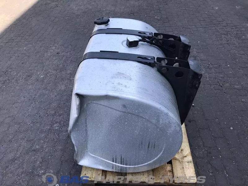 Renault - Brandstoftank voor Vrachtwagen: afbeelding 2 Renault - Brandstoftank voor Vrachtwagen: afbeelding 2