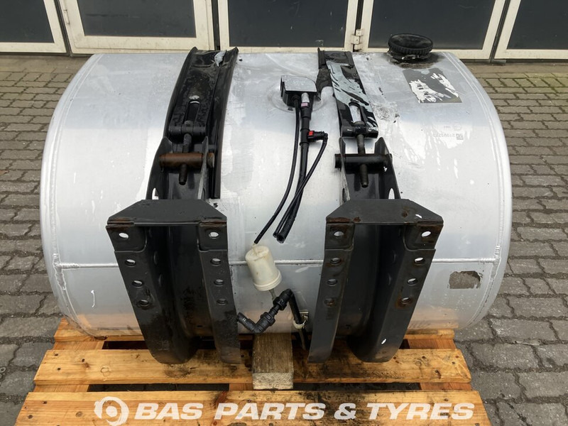 Renault - Brandstoftank voor Vrachtwagen: afbeelding 3 Renault - Brandstoftank voor Vrachtwagen: afbeelding 3