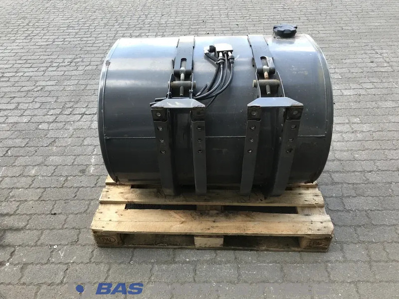 Renault - Brandstoftank voor Vrachtwagen: afbeelding 3 Renault - Brandstoftank voor Vrachtwagen: afbeelding 3