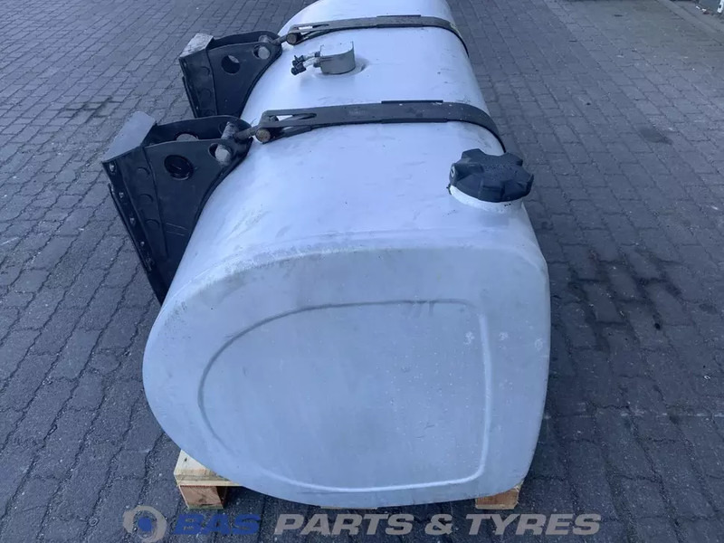 Renault - Brandstoftank voor Vrachtwagen: afbeelding 2 Renault - Brandstoftank voor Vrachtwagen: afbeelding 2