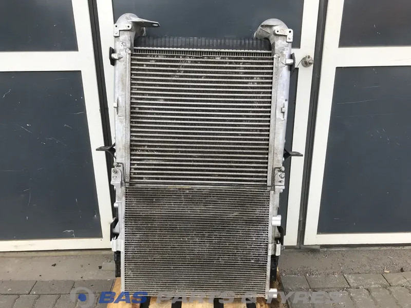 Renault Premium (Meerdere types) Koelerpakket Renault DXi11 430 7484201975 - Radiateur voor Vrachtwagen: afbeelding 2 Renault Premium (Meerdere types) Koelerpakket Renault DXi11 430 7484201975 - Radiateur voor Vrachtwagen: afbeelding 2