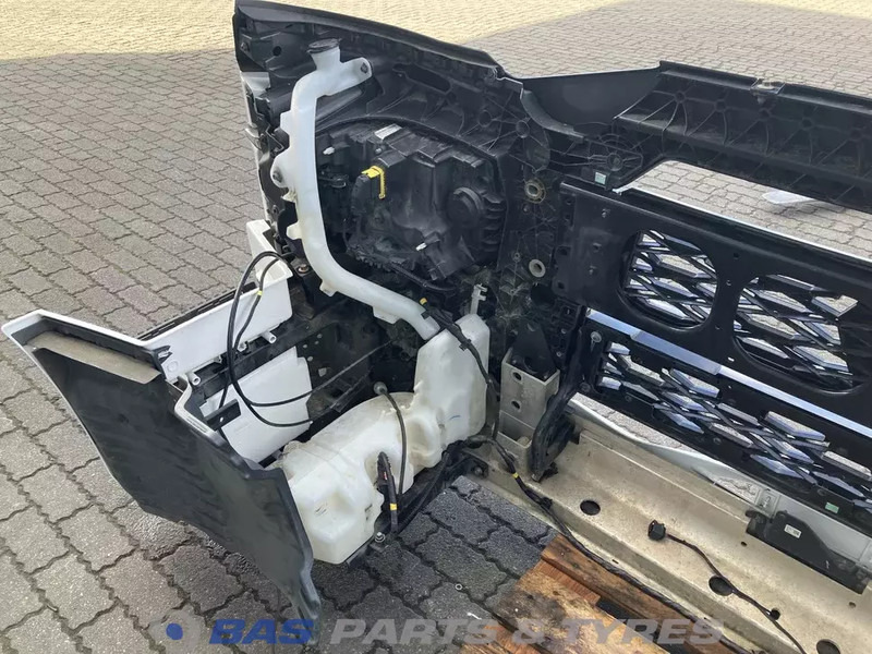 Renault T-Serie Evolution Bumper Renault 7423645386 - Bumper voor Vrachtwagen: afbeelding 5 Renault T-Serie Evolution Bumper Renault 7423645386 - Bumper voor Vrachtwagen: afbeelding 5