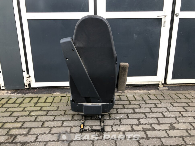 Renault Zitting Renault 5010605596 - Carrosserie en exterieur voor Vrachtwagen: afbeelding 3 Renault Zitting Renault 5010605596 - Carrosserie en exterieur voor Vrachtwagen: afbeelding 3