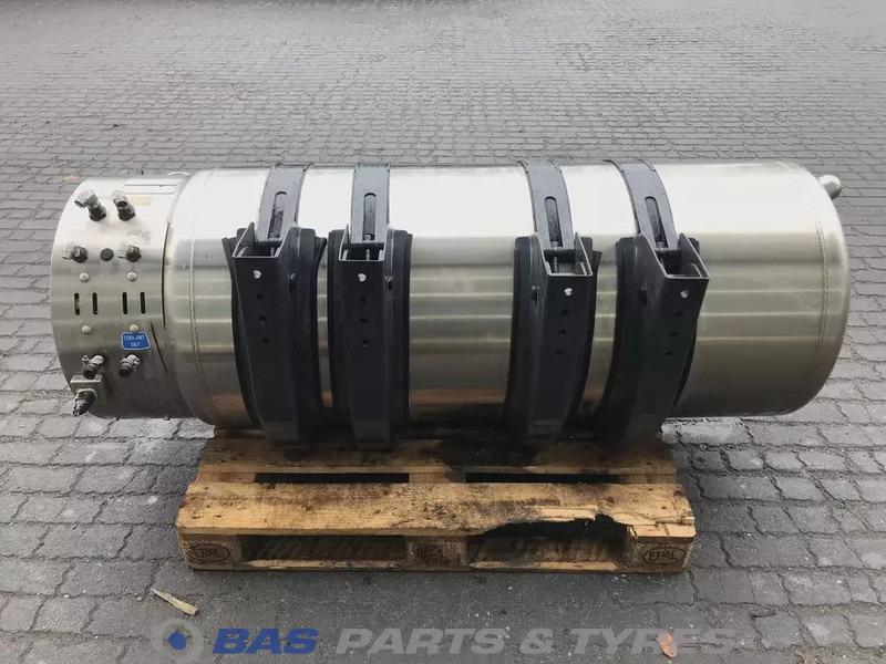 Scania LNG tank Scania 406 Liter 2782050 - Brandstoftank voor Vrachtwagen: afbeelding 3 Scania LNG tank Scania 406 Liter 2782050 - Brandstoftank voor Vrachtwagen: afbeelding 3