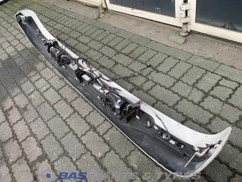 Scania - Zonneklep voor Vrachtwagen: afbeelding 4 Scania - Zonneklep voor Vrachtwagen: afbeelding 4