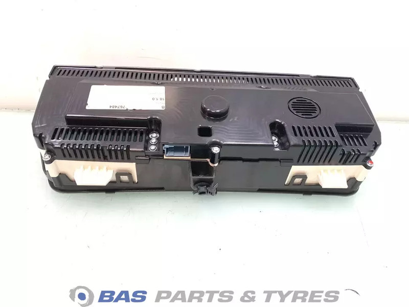 Volvo FH3 Instrumentenpaneel Volvo 21589170 - Instrumentenpaneel voor Vrachtwagen: afbeelding 2 Volvo FH3 Instrumentenpaneel Volvo 21589170 - Instrumentenpaneel voor Vrachtwagen: afbeelding 2