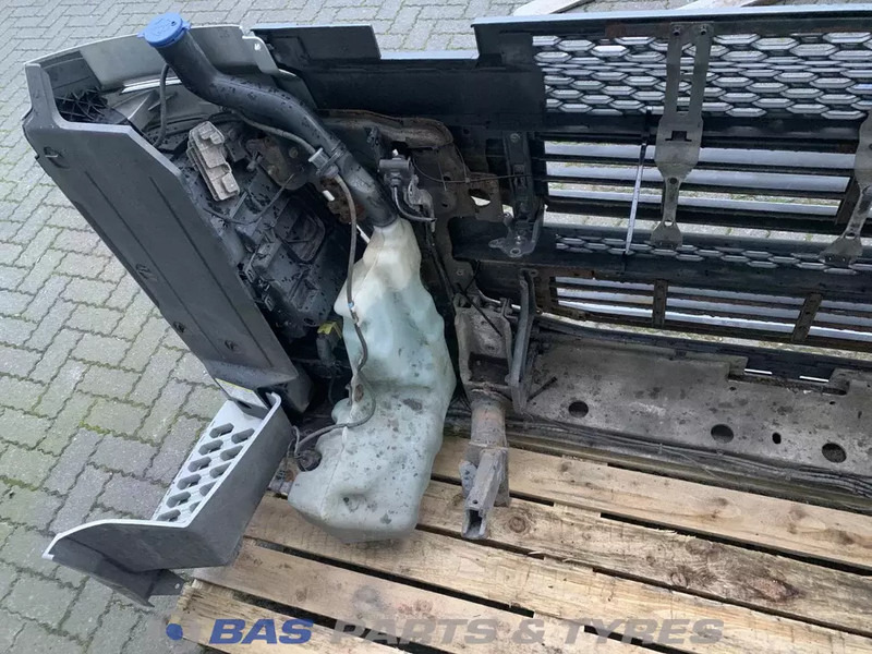 Volvo FH4 Bumper Volvo 82139942 - Bumper voor Vrachtwagen: afbeelding 4 Volvo FH4 Bumper Volvo 82139942 - Bumper voor Vrachtwagen: afbeelding 4