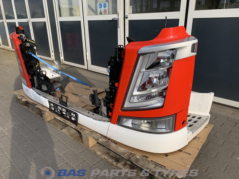 Volvo FH4 - Bumper voor Vrachtwagen: afbeelding 2 Volvo FH4 - Bumper voor Vrachtwagen: afbeelding 2