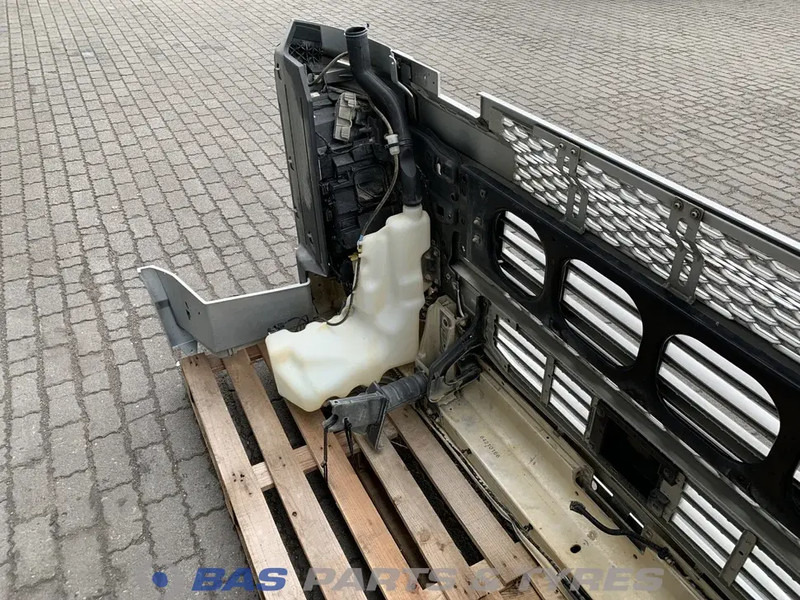 Volvo FH4 - Bumper voor Vrachtwagen: afbeelding 5 Volvo FH4 - Bumper voor Vrachtwagen: afbeelding 5