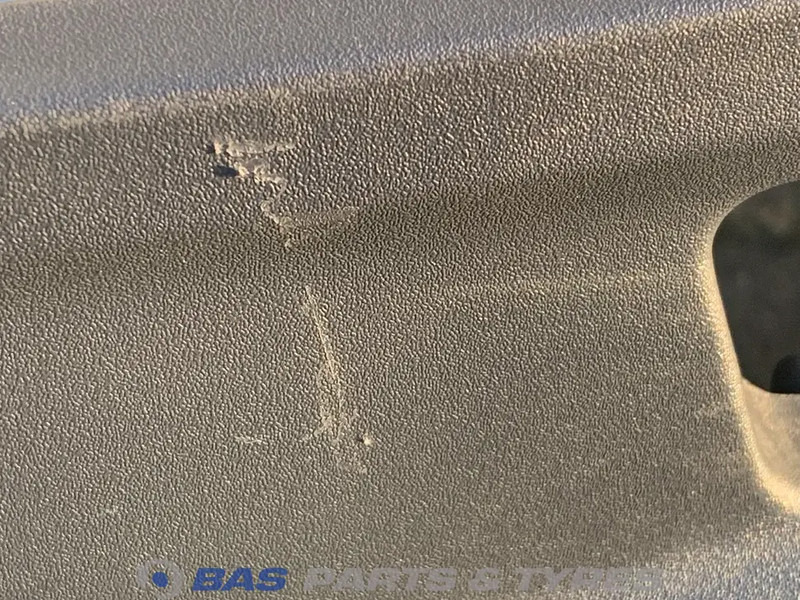 Volvo FH4B Frontklep Volvo 84281452 - Rooster voor Vrachtwagen: afbeelding 4 Volvo FH4B Frontklep Volvo 84281452 - Rooster voor Vrachtwagen: afbeelding 4