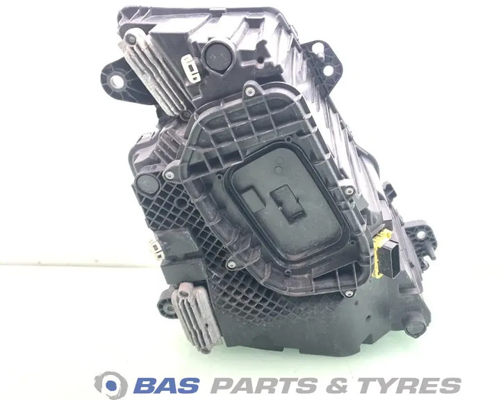 Volvo FH4B Koplamp Links 23752672 - Koplamp voor Vrachtwagen: afbeelding 3 Volvo FH4B Koplamp Links 23752672 - Koplamp voor Vrachtwagen: afbeelding 3