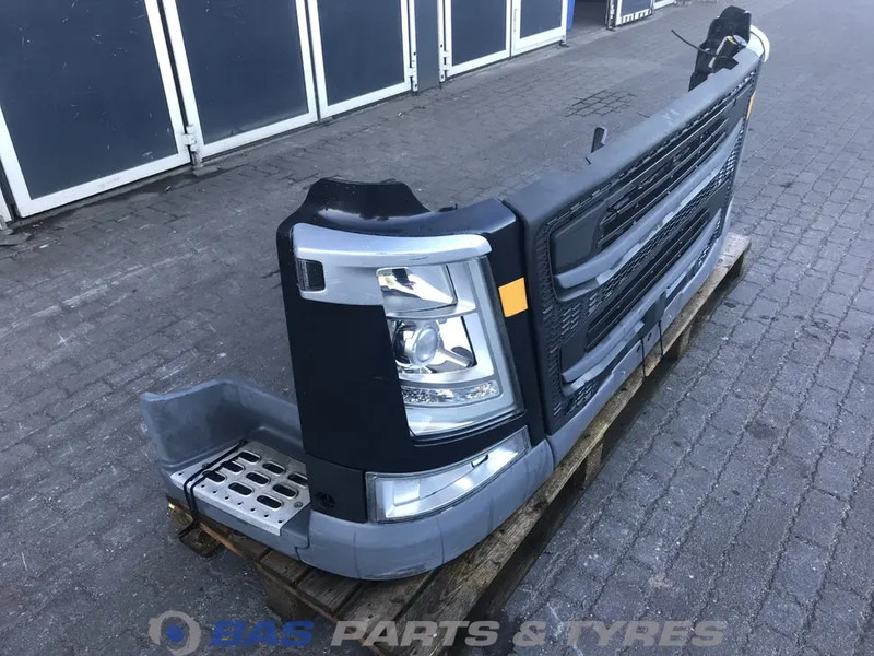 Volvo FM4 - Bumper voor Vrachtwagen: afbeelding 3 Volvo FM4 - Bumper voor Vrachtwagen: afbeelding 3