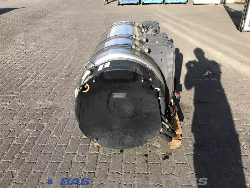 Volvo - Brandstoftank voor Vrachtwagen: afbeelding 2 Volvo - Brandstoftank voor Vrachtwagen: afbeelding 2