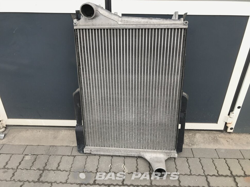 Volvo  - Intercooler voor Vrachtwagen: afbeelding 1 Volvo  - Intercooler voor Vrachtwagen: afbeelding 1
