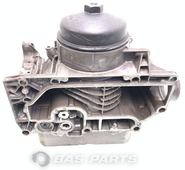 Volvo Oliekoeler Volvo 20860484 - Oliekoeler voor Vrachtwagen: afbeelding 3 Volvo Oliekoeler Volvo 20860484 - Oliekoeler voor Vrachtwagen: afbeelding 3